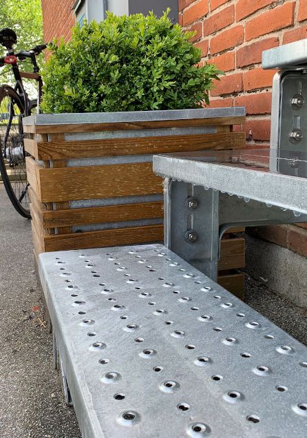 outdoor-staircase-dolle-steel-gardentop-hultrin-m00_2x-low_1